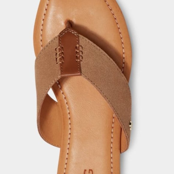 UGG Shoes - UGG - Carey Flip Suede - Size 9.5
